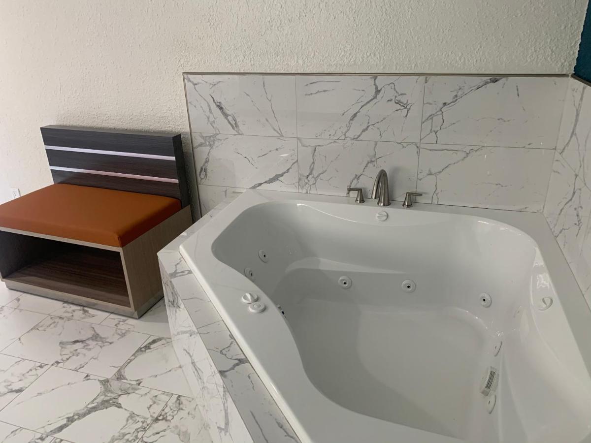 Travel Inn Motel Anaheim Dış mekan fotoğraf