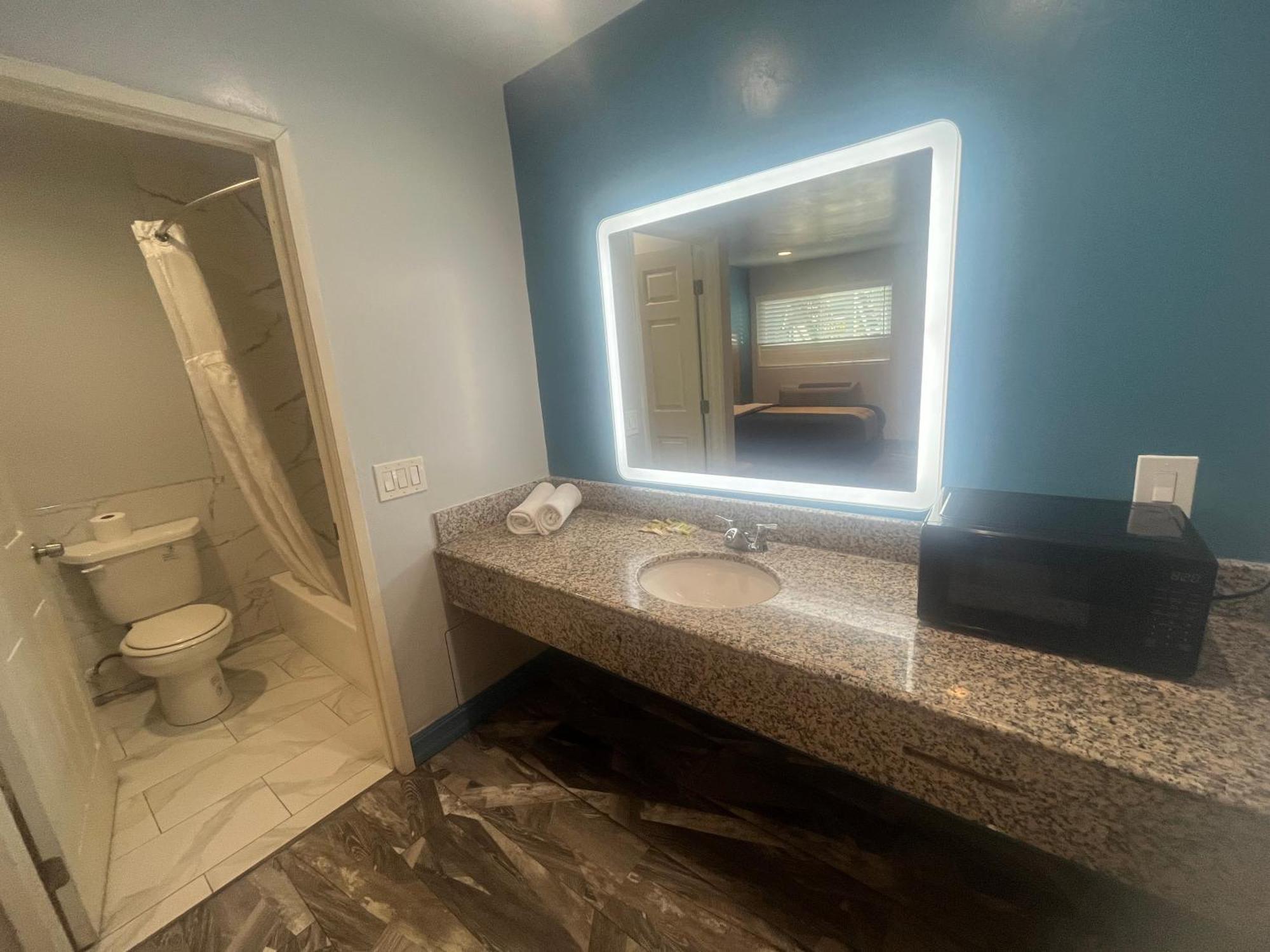 Travel Inn Motel Anaheim Dış mekan fotoğraf
